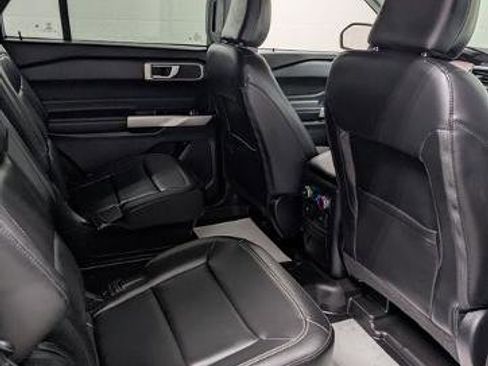 Certified 2023 Ford Explorer XLT w/ Equipment Group 202A image 16