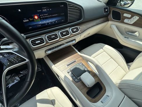 Certified 2025 Mercedes-Benz GLE 350 4MATIC image 31