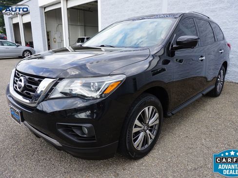 Used 2020 Nissan Pathfinder SL AWD/4WD image 3