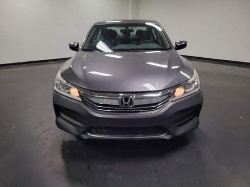 Used 2017 Honda Accord LX image 2