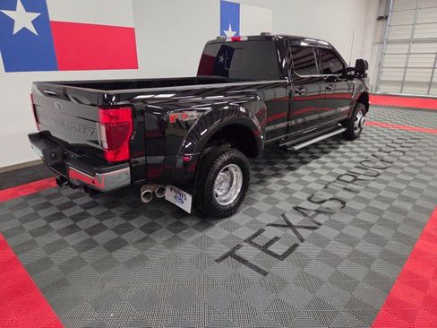 Used 2022 Ford F350 Lariat w/ Lariat Ultimate Package image 19