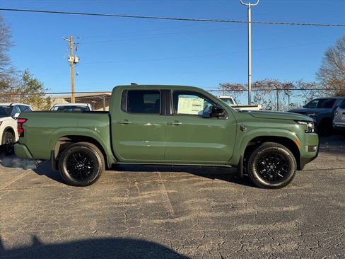 New 2026 Nissan Frontier SV w/ SV Convenience Package image 2