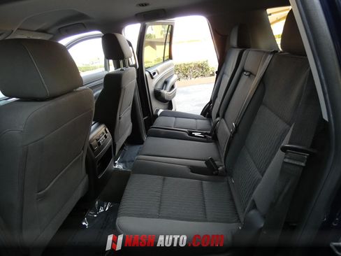 Used 2018 GMC Yukon SLE w/ Convenience Package AWD/4WD image 42