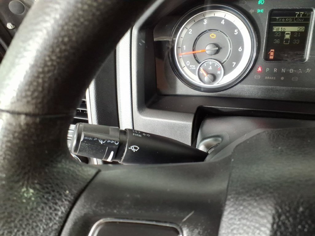 Used 2017 RAM 1500 Express AWD/4WD image 19