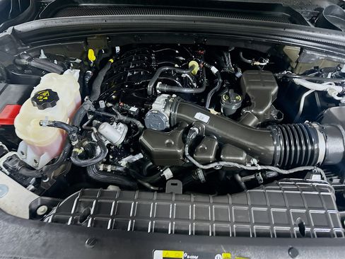 Used 2021 Jeep Grand Cherokee L Limited image 32