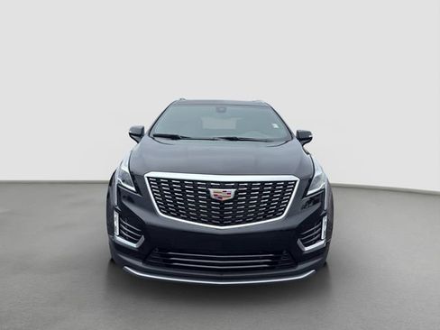 Used 2025 Cadillac XT5 Premium Luxury w/ Technology Package FWD image 2