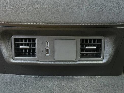 Used 2025 Chevrolet Silverado 1500 Custom RWD image 13