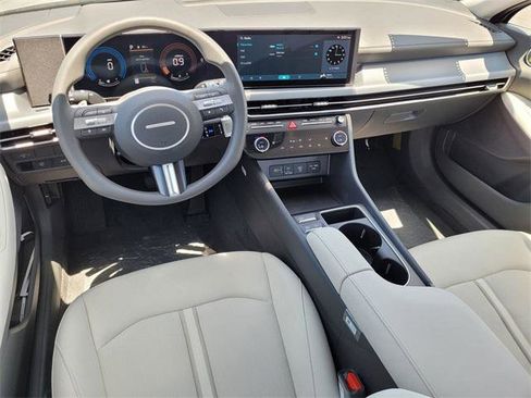 Used 2025 Hyundai Sonata SEL image 8