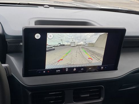 New 2025 Ford Maverick XL image 27