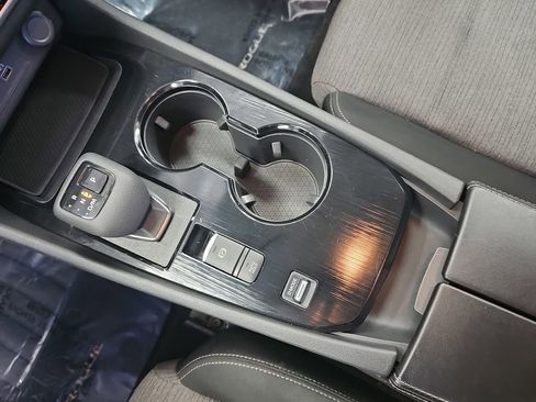 Used 2023 Nissan Rogue SV image 25