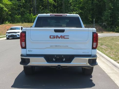 Used 2024 GMC Sierra 1500 SLE RWD image 12