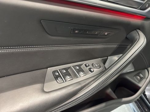 Used 2021 BMW M5 w/ Executive Package image 40