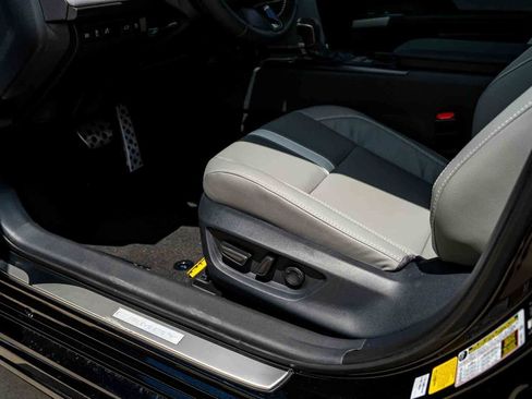 New 2026 Toyota Camry SE FWD image 10