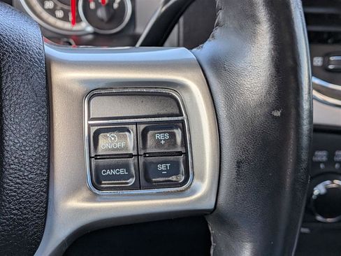 Used 2016 RAM 2500 Laramie w/ Convenience Group image 16