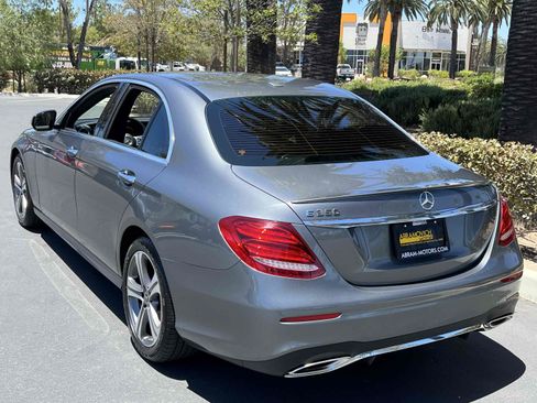 Used 2020 Mercedes-Benz E 350 Sedan image 2