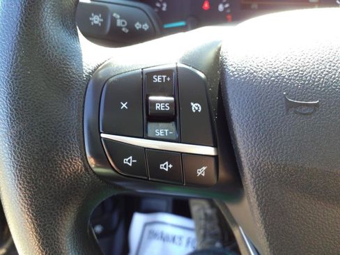 Certified 2022 Ford Escape SE image 17