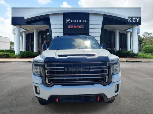 Used 2021 GMC Sierra 2500 AT4 w/ AT4 Premium Plus Package AWD/4WD image 2