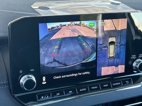 New 2025 Mitsubishi Outlander SE image 21