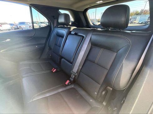 Used 2023 Chevrolet Equinox Premier image 32