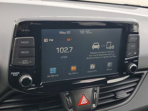Used 2018 Hyundai Elantra GT FWD image 18