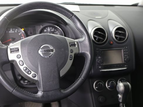 Used 2013 Nissan Rogue SL image 3