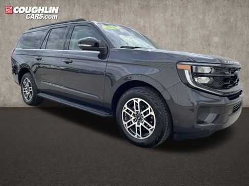 Used 2025 Ford Expedition Max Active image 9