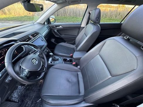 Used 2019 Volkswagen Tiguan SEL image 27