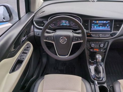 Used 2018 Buick Encore Preferred image 17