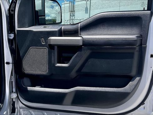 Used 2018 Ford F150 Raptor w/ Equipment Group 802A Luxury AWD/4WD image 28