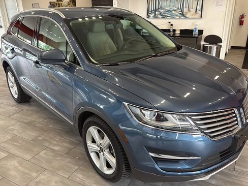 Used 2018 Lincoln MKC Premiere FWD image 9