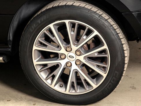 Used 2011 Land Rover Range Rover Autobiography image 14