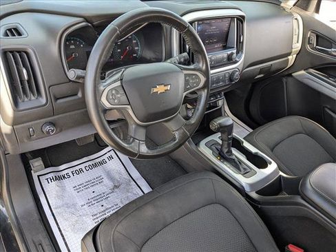 Used 2019 Chevrolet Colorado LT w/ LT Convenience Package image 9