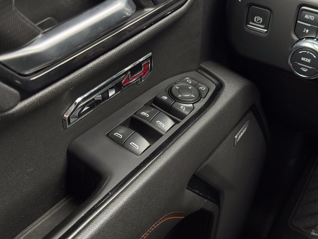 Used 2023 GMC Sierra 1500 AT4 w/ AT4 Premium Package AWD/4WD image 38