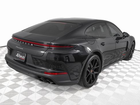 Used 2026 Porsche Panamera image 5
