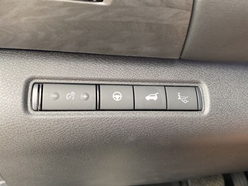 Used 2026 Nissan Pathfinder Platinum w/ Lighting Package AWD/4WD image 31