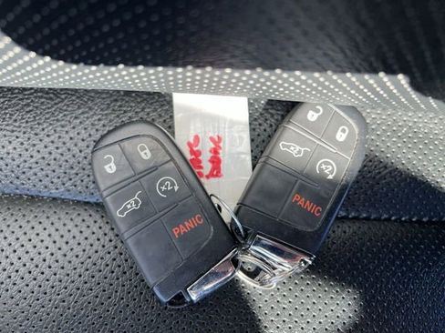 Used 2022 Jeep Compass Limited w/ Elite Group image 25