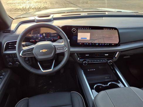 New 2025 Chevrolet Tahoe Premier w/ Sun And Tow Package AWD/4WD image 14