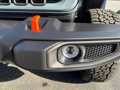 Used 2024 Jeep Gladiator Mojave w/ Convenience Group image 35