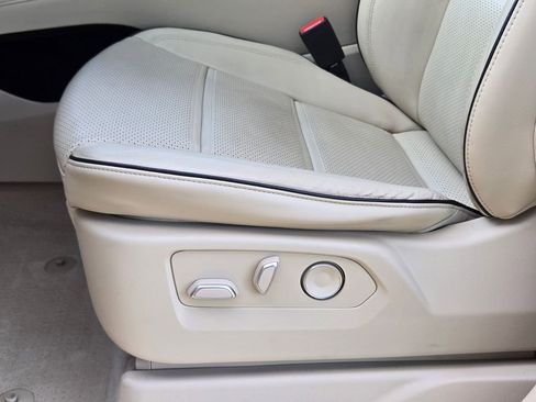 Used 2021 Cadillac Escalade Premium Luxury w/ Driver Assist Tech Package image 26