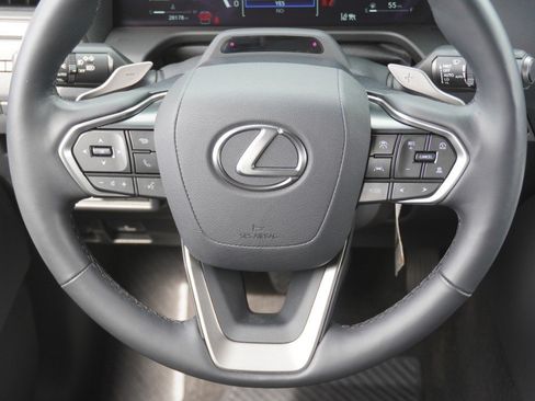 Certified 2025 Lexus GX 550 AWD/4WD image 31