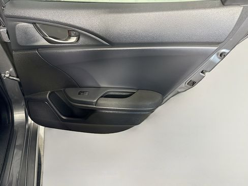 Used 2018 Honda Civic Sport image 27