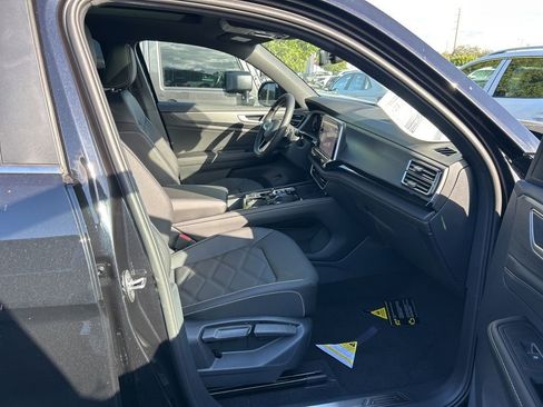 New 2026 Volkswagen Atlas Cross Sport SE image 35