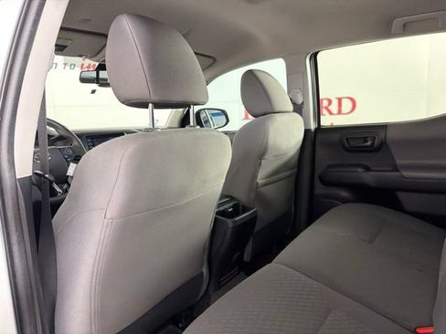 Used 2023 Toyota Tacoma SR AWD/4WD image 14
