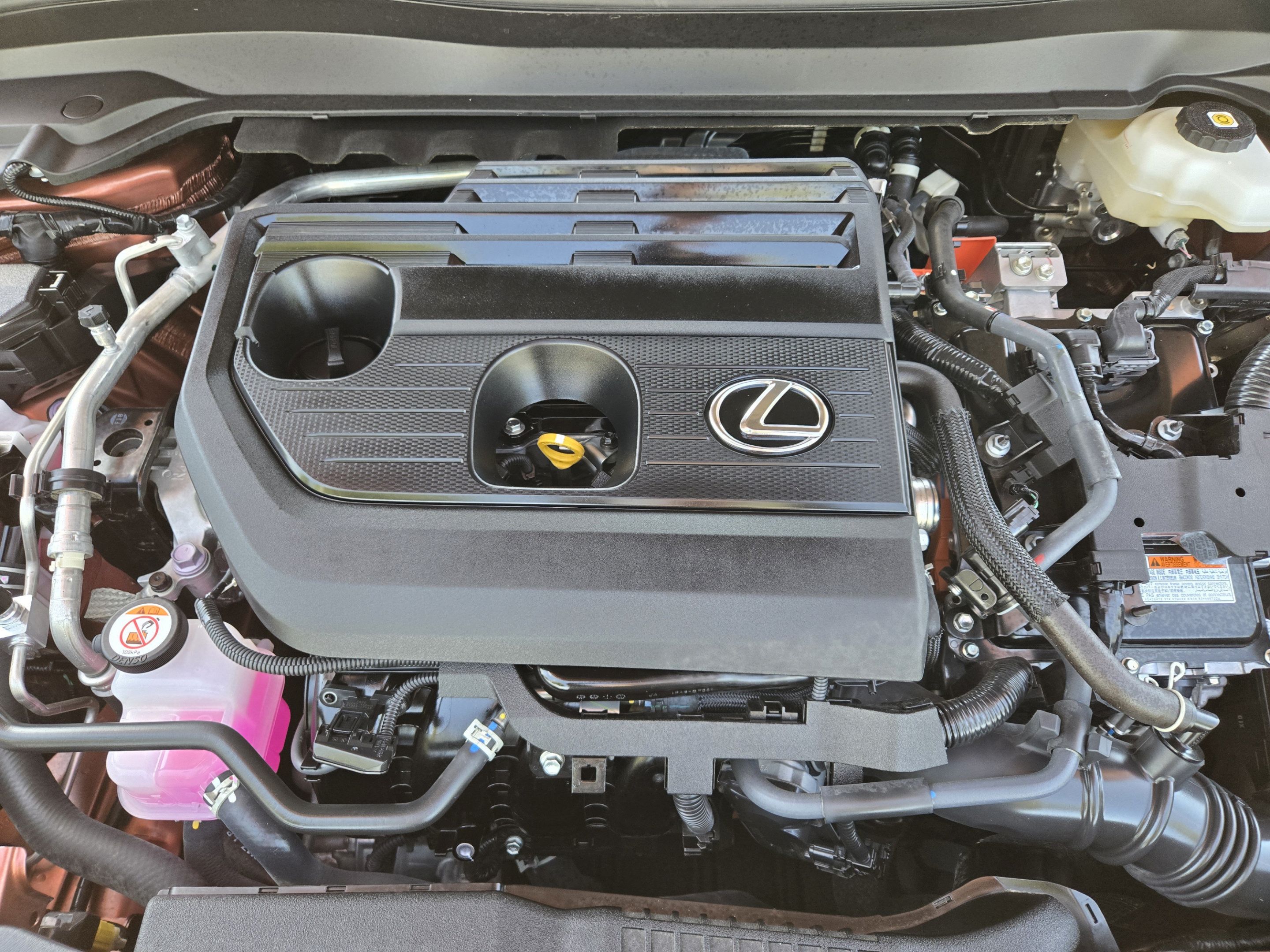 Used 2025 Lexus UX 300h FWD image 33