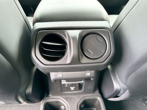 New 2026 Jeep Gladiator Rubicon w/ Dual Top Group image 26