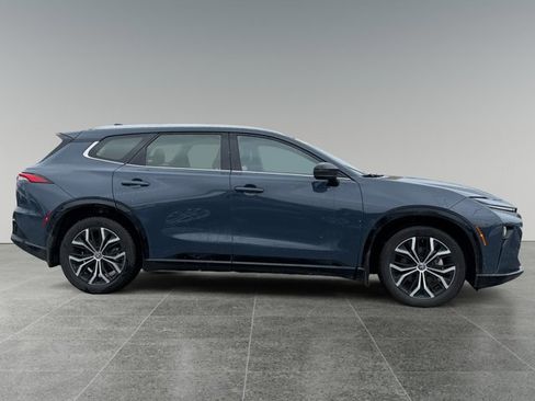 Certified 2025 Toyota Crown Signia w/ Tow-Hitch Package (TMS) image 6