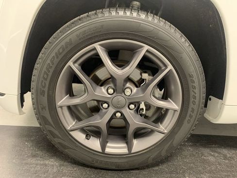 Used 2020 Jeep Grand Cherokee Limited X image 8