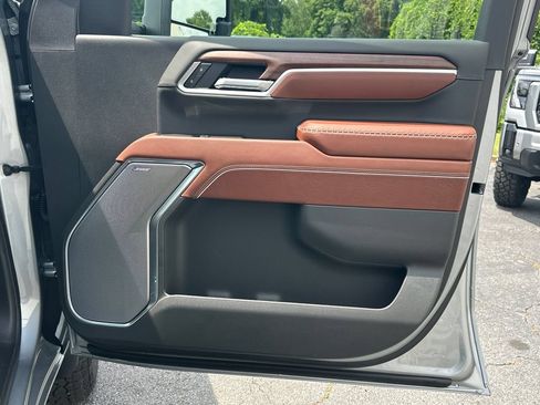 New 2026 GMC Sierra 2500 Denali Ultimate AWD/4WD image 15