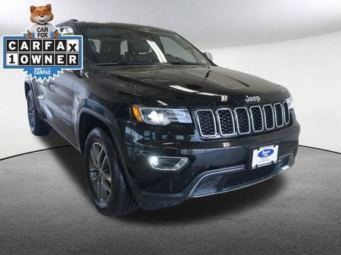 Used 2017 Jeep Grand Cherokee Limited w/ Luxury Group II AWD/4WD image 16