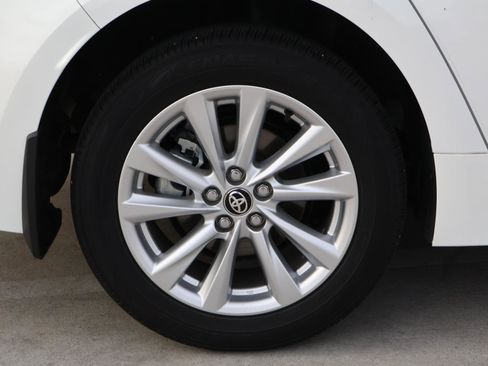 Used 2024 Toyota Corolla XLE image 8